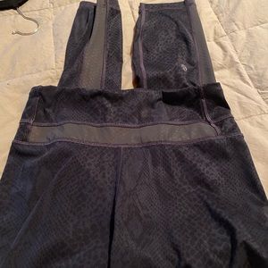 Lululemon light speed crop reflective